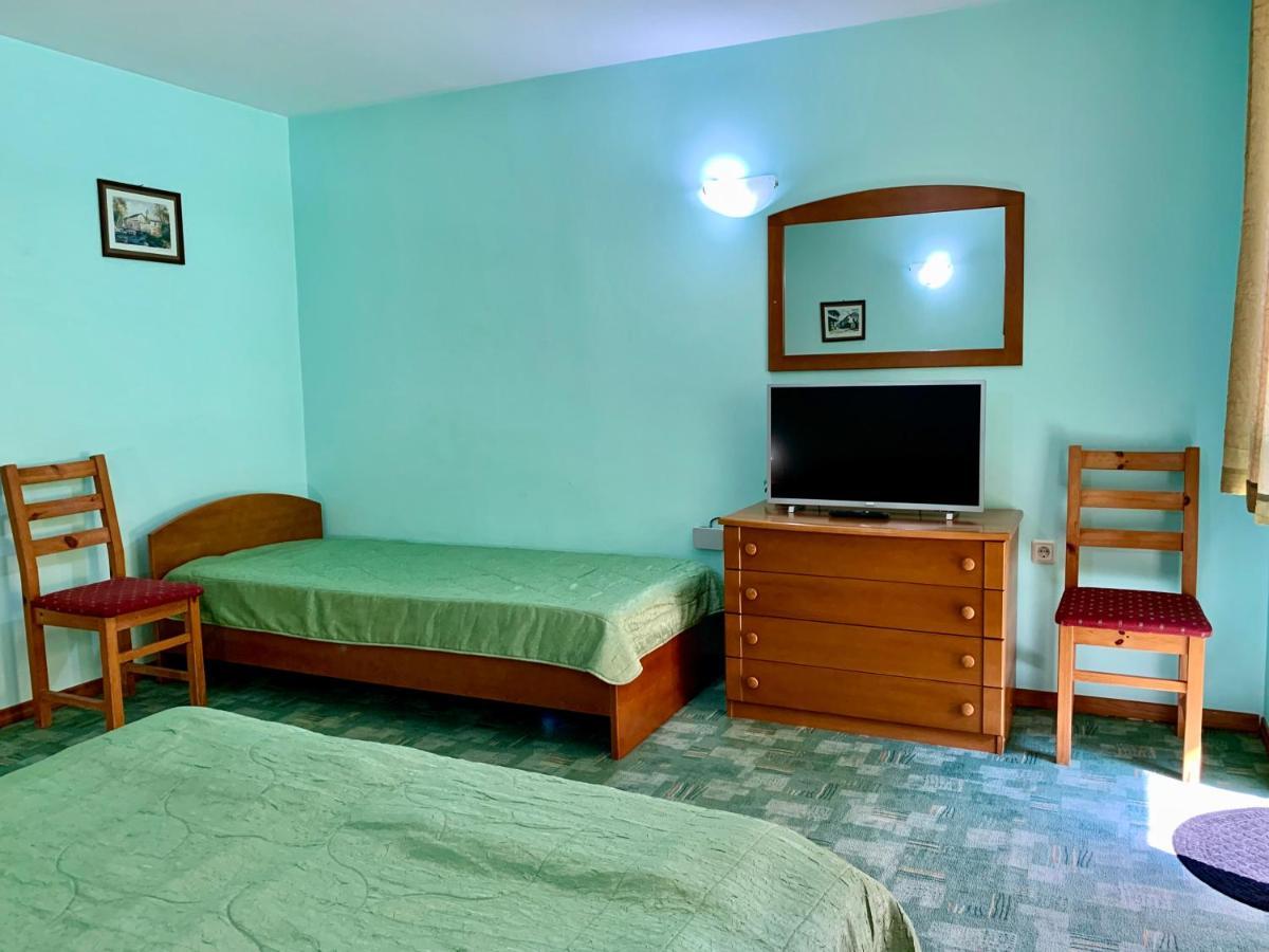 Hotel Sun House Trjawna Exterior foto